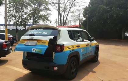 Homem é preso após tentar enforcar mulher e agredir com socos e puxões de cabelos