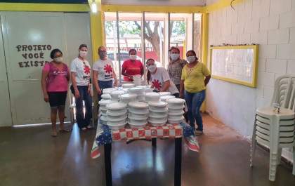 Juntos por Araçatuba e Sesi distribuem 2.500 refeições por dia
