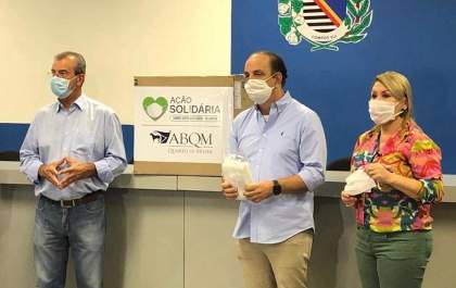 Araçatuba recebe doação de 12 mil máscaras da ABQM