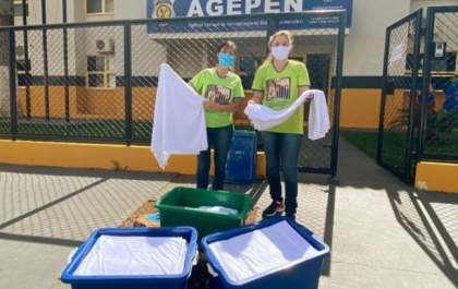 Agepen recebe doação de tecido da Pastoral Carcerária para a produção de máscaras