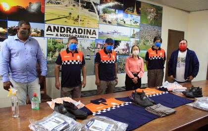 Guardas Municipais recebem uniforme e equipamento de segurança do Governo de Andradina