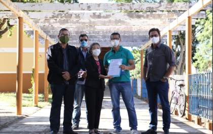 Projeto revitaliza pergolado do Centro Cultural Pioneiros de Andradina
