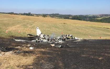 Piloto e passageiro morrem em queda de avião que viria para Penápolis