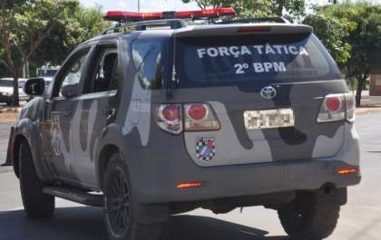 Assaltante supostamente armado invade casa e ameaça morador&nbsp;