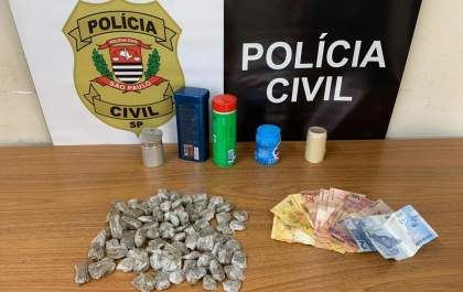 Jovem é preso com quase 100 porções de maconha no Porto Real