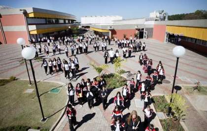 Sesi paulista demite metade do quadro de professores de esporte&nbsp;