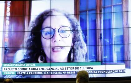 Câmara aprova ajuda emergencial de R$ 3 bilhões para cultura durante pandemia&nbsp;