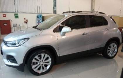 PM encontra em Araçatuba veículo com motor de carro roubado no Rio de Janeiro