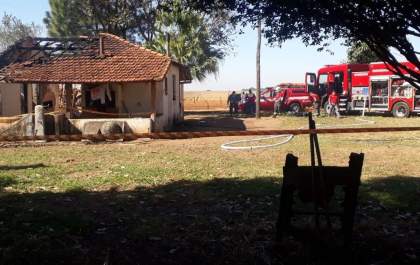 Menina de 3 anos morre em incêndio em residência em Guararapes