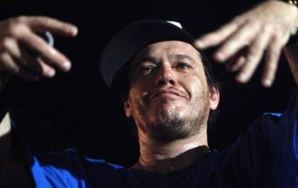 Live em homenagem aos 50 anos do cantor Chorão acontecerá amanhã (30)