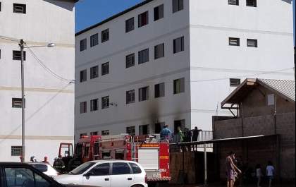 Morre menino queimado em incêndio causado por brincadeira com isqueiro