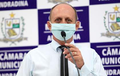 Atendimento a pessoas com fibromialgia passa a ser prioritário com lei de Wilson Bossolan