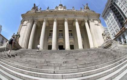 Alerj publica abertura de impeachment contra Witzel