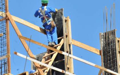 Empreendimentos imobiliários mantêm a construção civil em alta na região