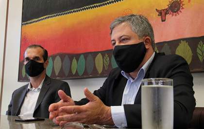 Vergonha: servidores que receberam auxílio emergencial terão que devolver o dinheiro