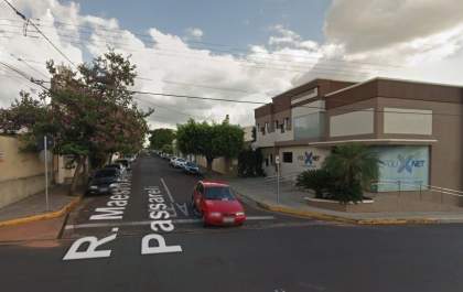 Mulher é flagrada andando nua na região central de Birigui