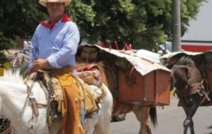 Governo transforma cavalgada promovida há 15 anos em evento oficial