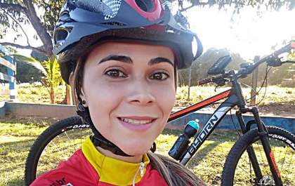 Ciclista escapa de trio e alerta sobre riscos de pedalar sozinha