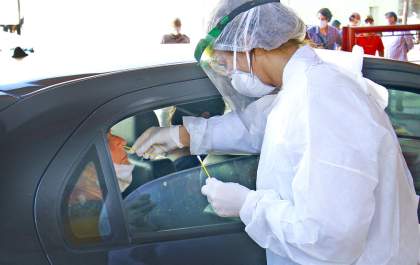 Saúde amplia número de testes rápidos no drive-thru de Três Lagoas
