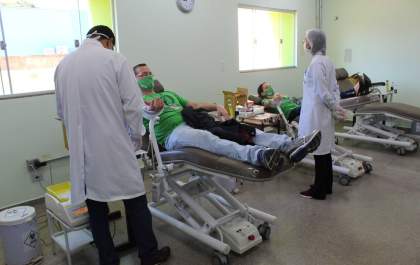 Unimed TL faz campanha de doação de sangue com brindes a doadores