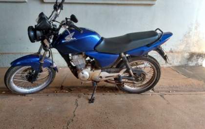 PM recupera motocicleta furtada de Guaraçai em bairro de Andradina