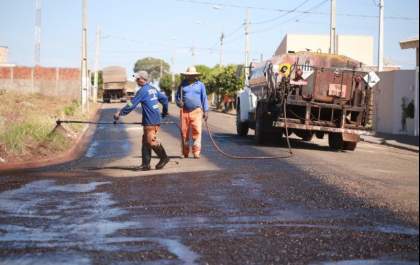 Prefeitura de Nova Independência começa recapeamento no Alto dos Ipês