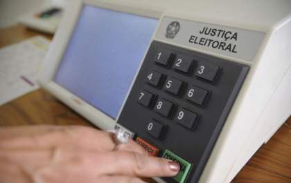 TSE cria regra para inibir fraudes em cota feminina com candidatos laranjas