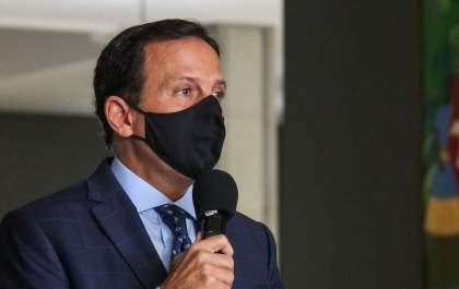 Doria diz que vacina deve ser distribuída em massa em janeiro de 2021 gratuitamente