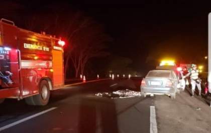Mulher de Birigui morre após cair da garupa de moto e ser atropelada em rodovia