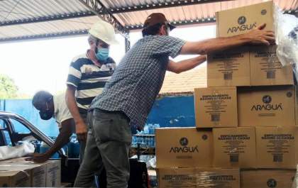 Santa Casa recebe copos de água mineral para pacientes do Bloco Covid
