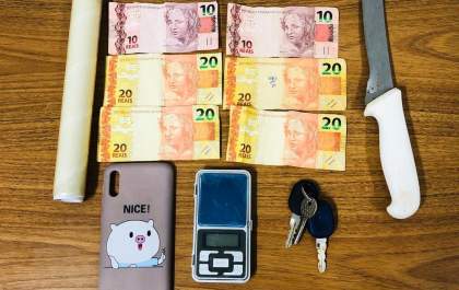 Dupla é presa pelo Baep após roubar celular de adolescente