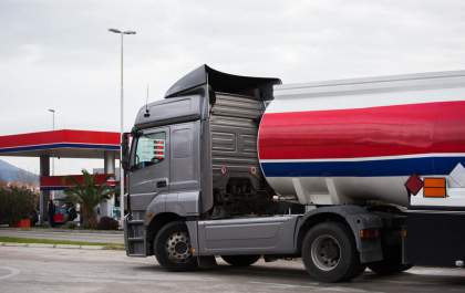 Equipe da J.Diesel dá algumas dicas para reduzir o consumo de combustivel do caminhão