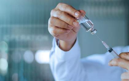 Fiocruz vai produzir 100 milhões de doses de vacina contra covid-19