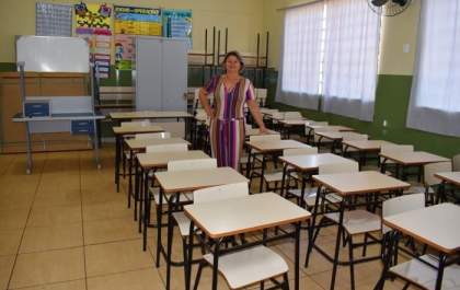 Escola Joaquim Camargo recebe novo mobiliário