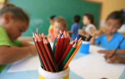 Municípios investem menos de um salário mínimo em educação