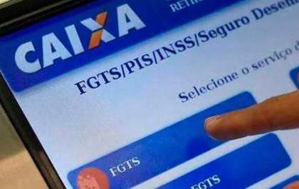 Saque extraordinário do FGTS de até R$ 1 mil começa esta semana
