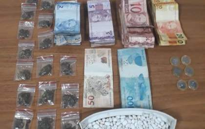 Justiça manda soltar dupla presa pela PM com mais de 220 porções de crack e maconha