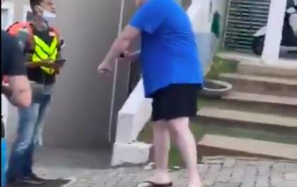 Homem que fez ofensas racista a entregador tem esquizofrenia&nbsp;