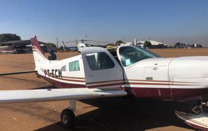 Força Aérea&nbsp;intercepta dois aviões carregados com cocaína