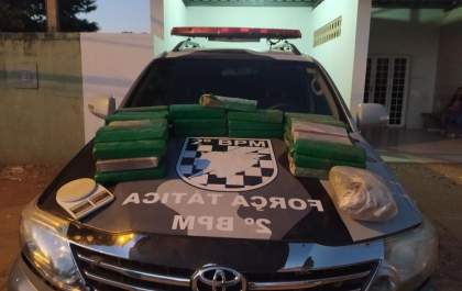 Polícia Militar prende três por tráfico em TL