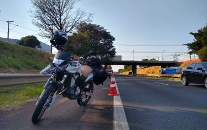 Motociclista fica ferido ao bater na traseira de carro na Rondon