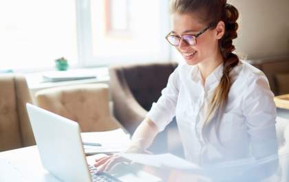 Plataforma oferece diversos cursos gratuitos para aprender em casa; confira