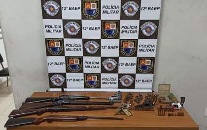 PM apreende arsenal com mecânico no Jardim Universo