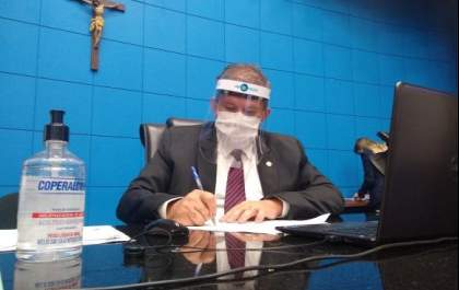 Deputado Eduardo Rocha solicita projeto de iluminação em duas rotatórias de Três Lagoas