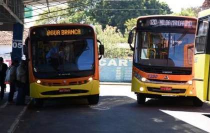 Transporte coletivo funciona neste domingo para atender eleitores