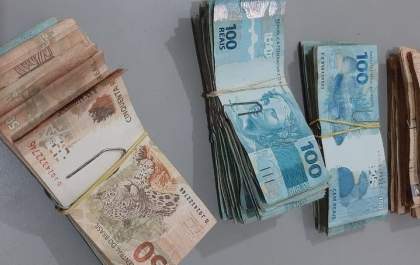 Recicladores encontram mais de R$ 35 mil em cofre deixado na Acrepom
