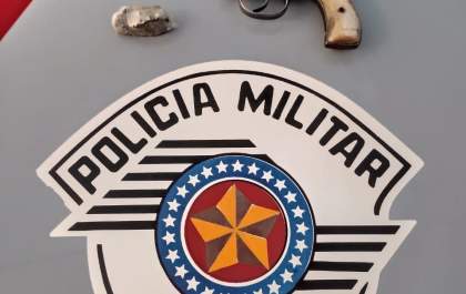 Força Tática prende pai e filho na zona rural de Castilho: arma foi apreendida