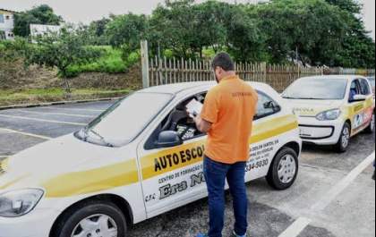 Centros de Formação de Condutores poderão aplicar provas teóricas