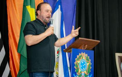 Mário Celso Lopes é candidato a prefeito de Andradina. O vice é o médico Dr Paulo Assis