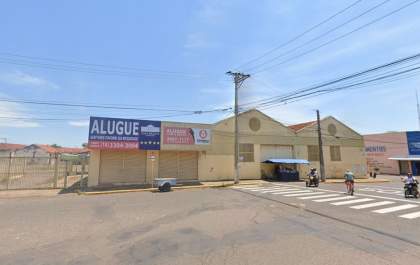 5 são presos furtando madeiramento de prédio comercial na Fundadores